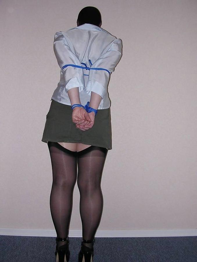 25P SUBMISSIVES SLAVES BDSM  MATURES WOMEN