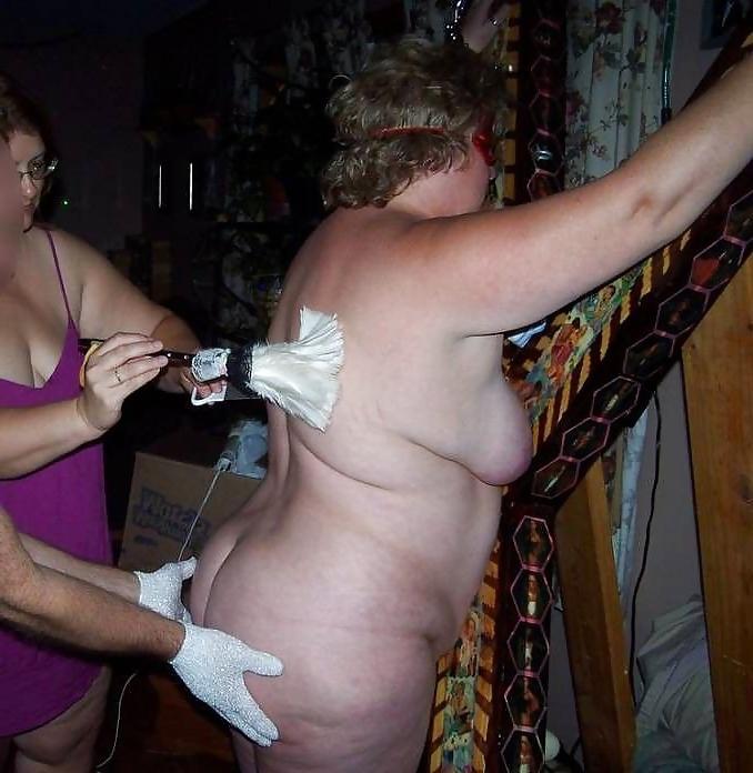 25P SUBMISSIVES SLAVES BDSM  MATURES WOMEN