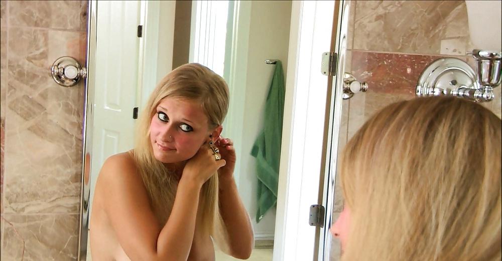 25P Busty Blond Teen Masturbating