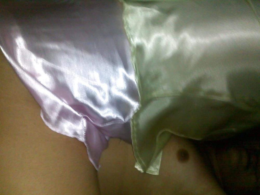 10P SATIN WHITE AND PINK