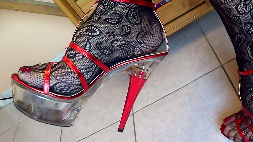 19P Black fishnet on sofa