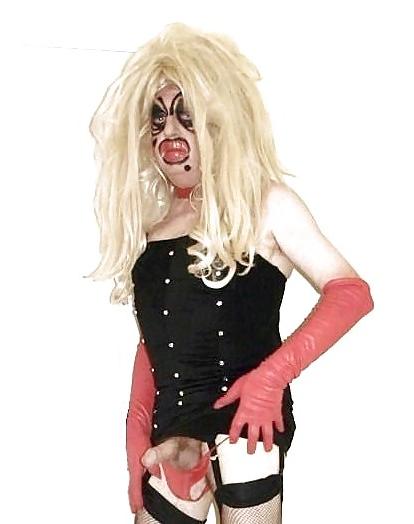 10P Blonde glossed slut