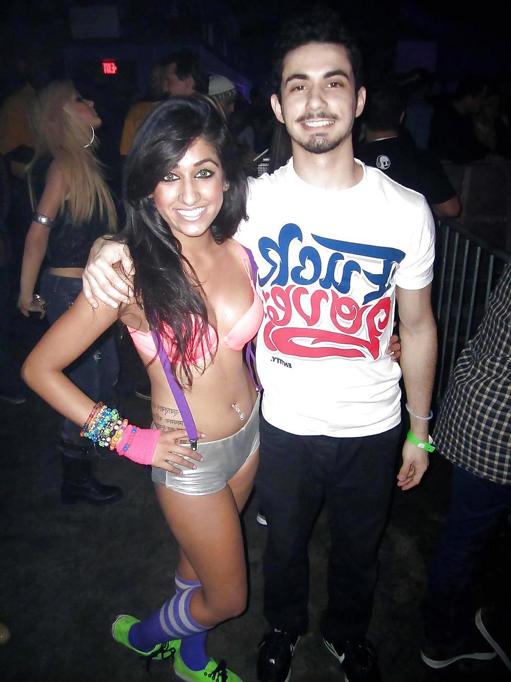 25P Tight body indian club slut