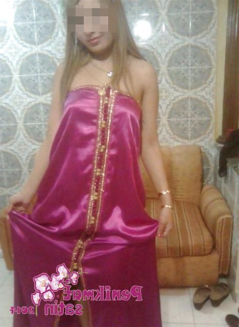 11P Sexy satin girl
