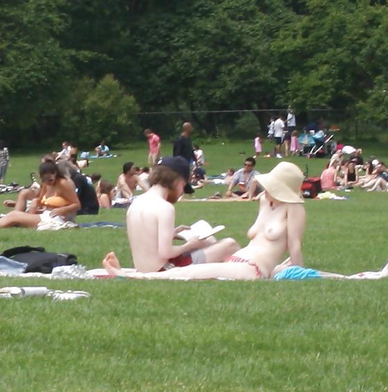 25P Topless Reading Club 1