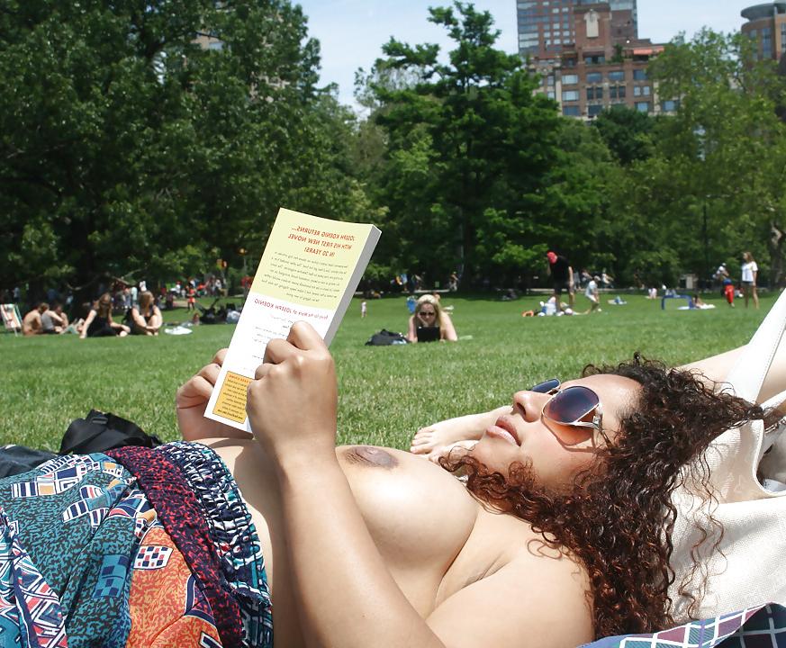 25P Topless Reading Club 1