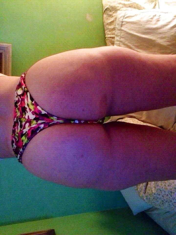 12P Piggy in satin panties