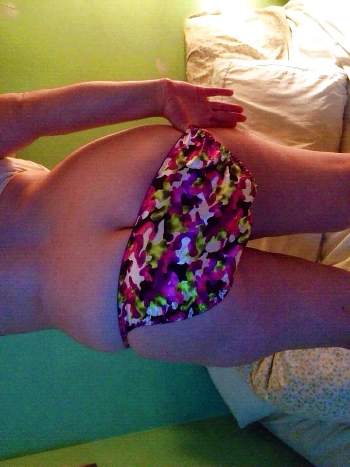 12P Piggy in satin panties
