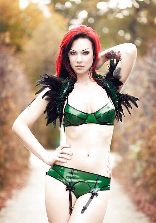 10P Latex girl 2