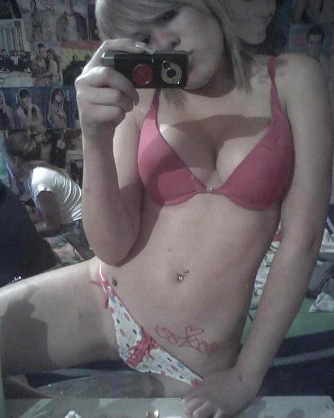 25P Sexy Latina Babes 7