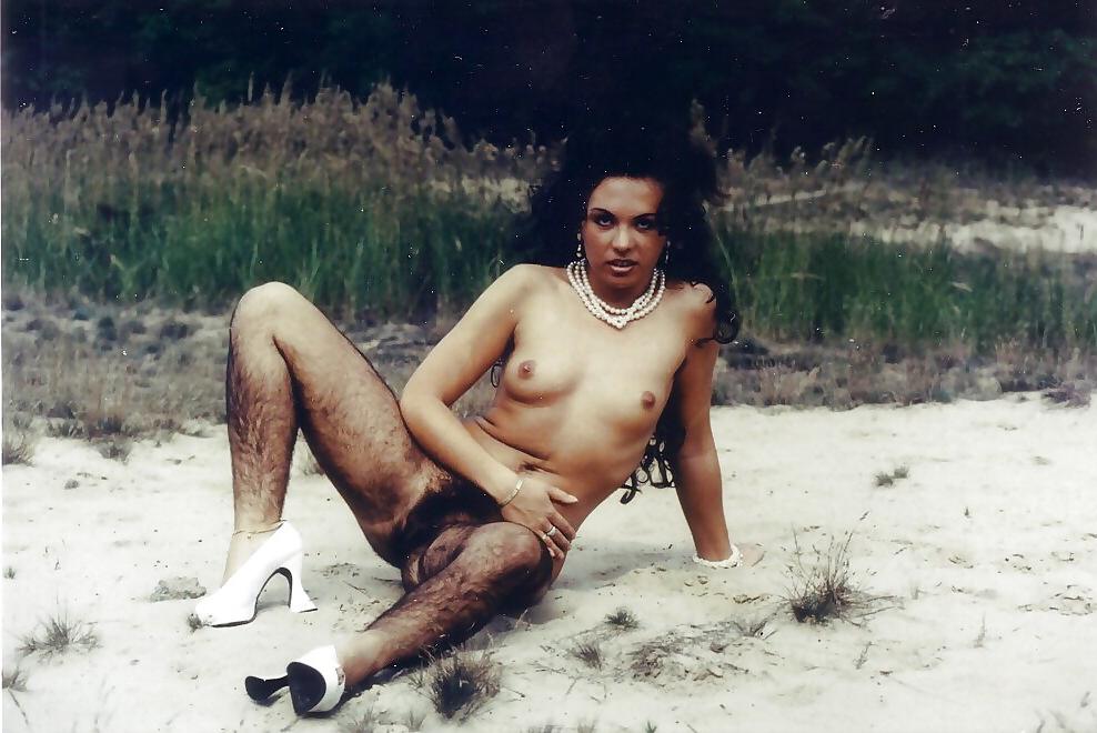 15P Sandra, super hairy babe