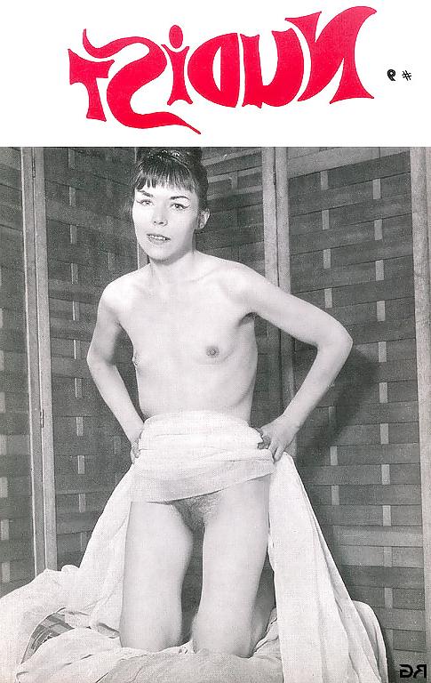 22P Nudist #9 - !960's Mag