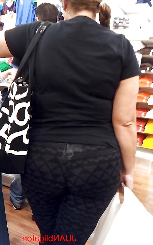 8P SEXY  ass latin milf VPL seethru leggins JUANbligaton VOYEUR