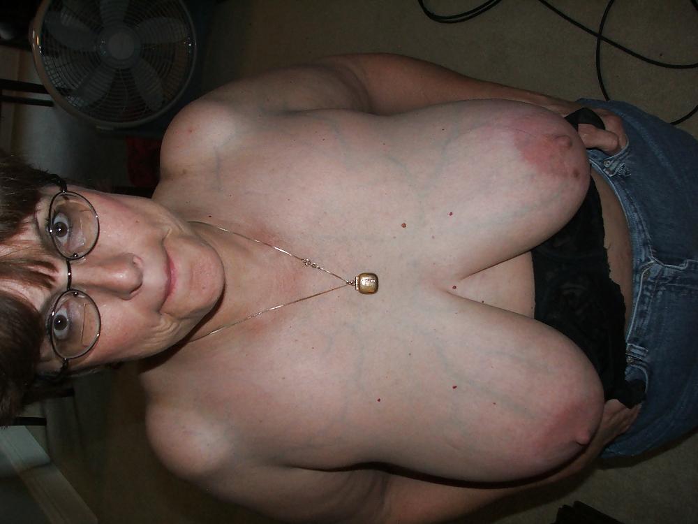 21P More Saggy Funbags