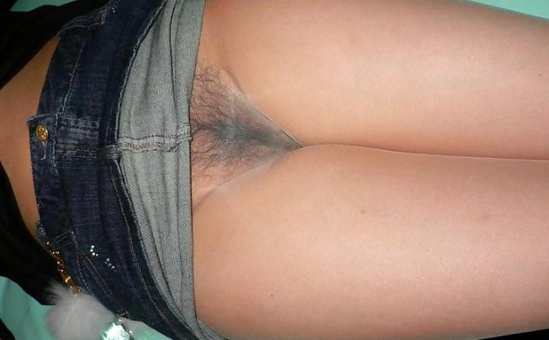 25P Pantyhose Bush II