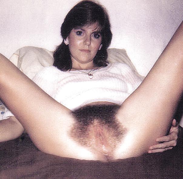 25P Hairy women 2