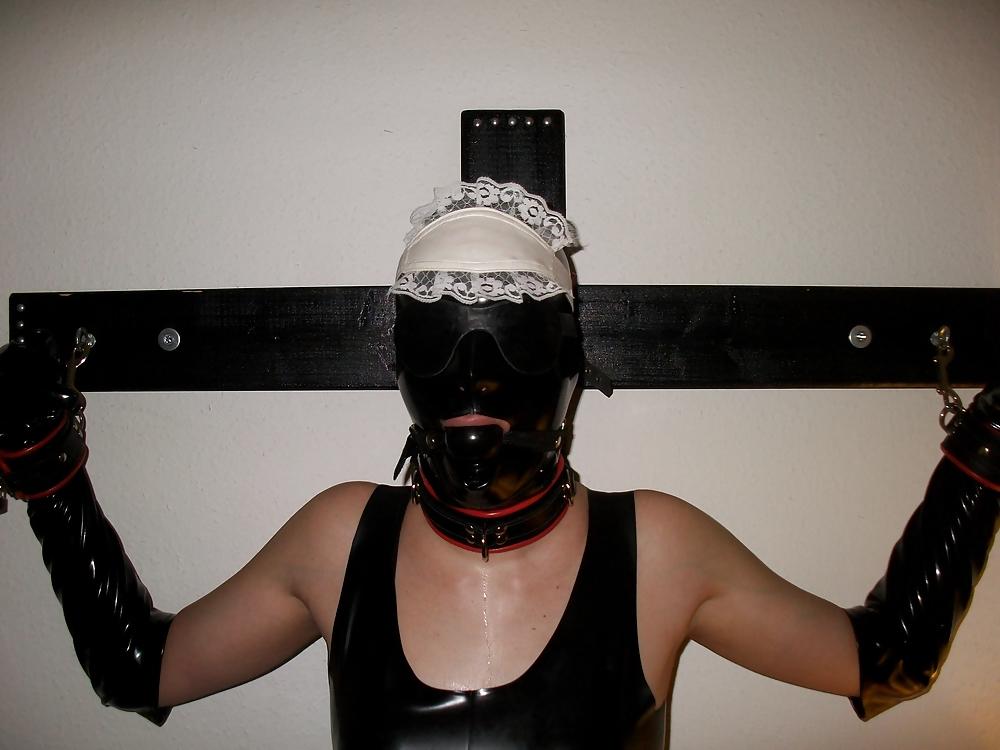 15P Latex und Bondage 3