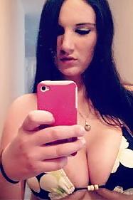 25P Big Boob Camgirl Valerie
