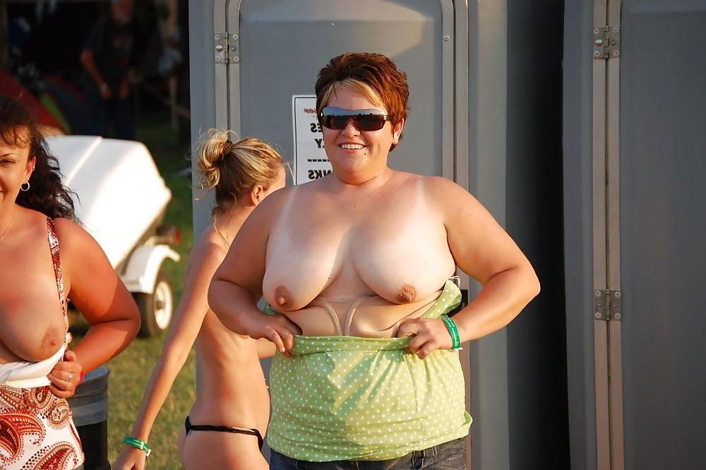 20P Saggy tits 34.