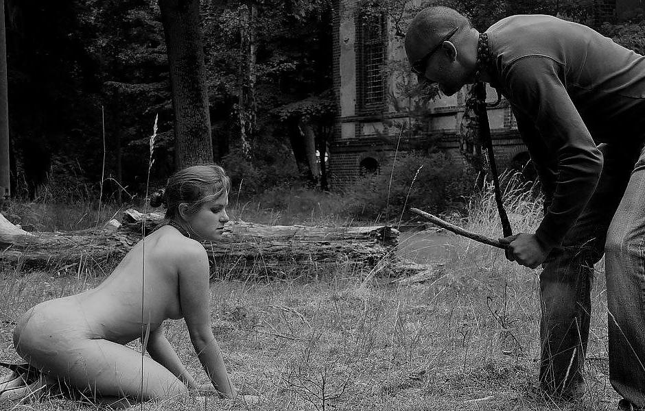 15P Found: bdsm 8 (walking the pet)