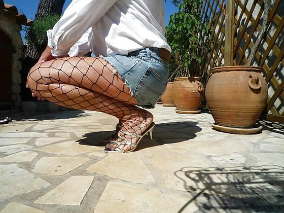8P Jean and fishnet