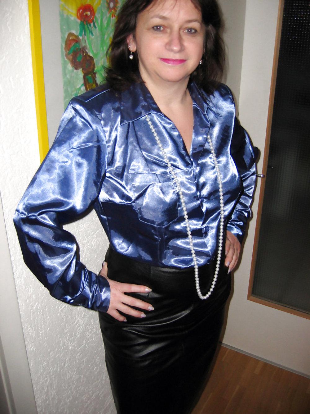 13P MILF saggy tits, hairy bush, satin blouse