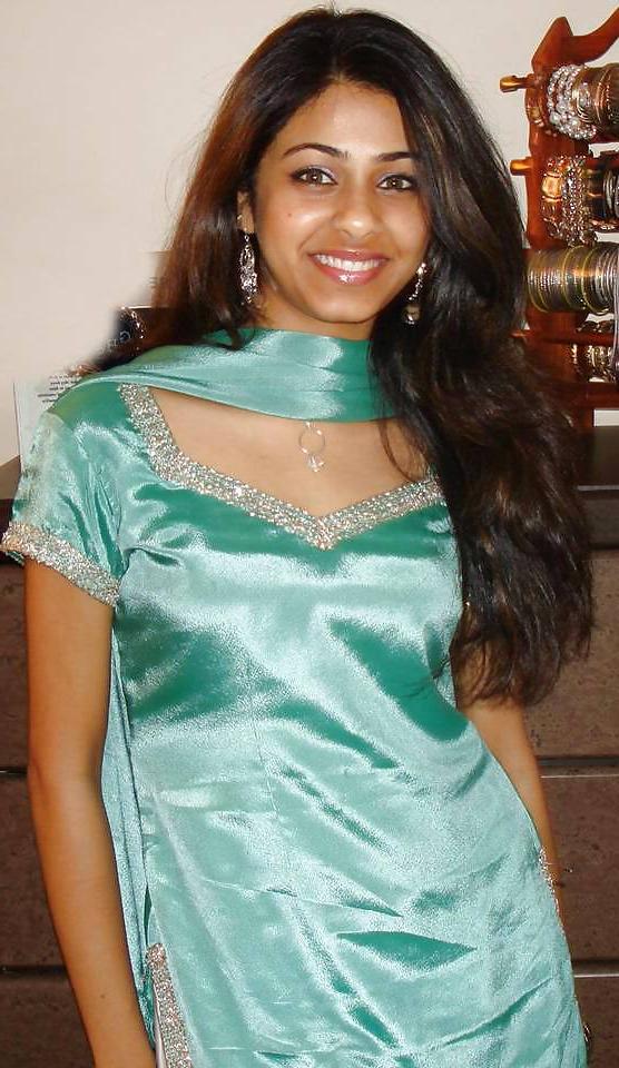 15P SATIN AUNTY