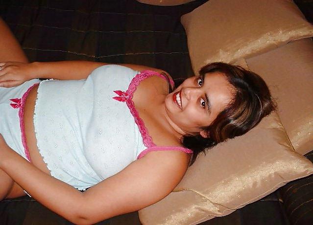 25P Hot plump latina