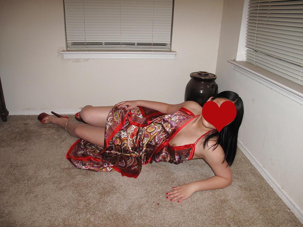 14P Sexy Heels and Red Toes II