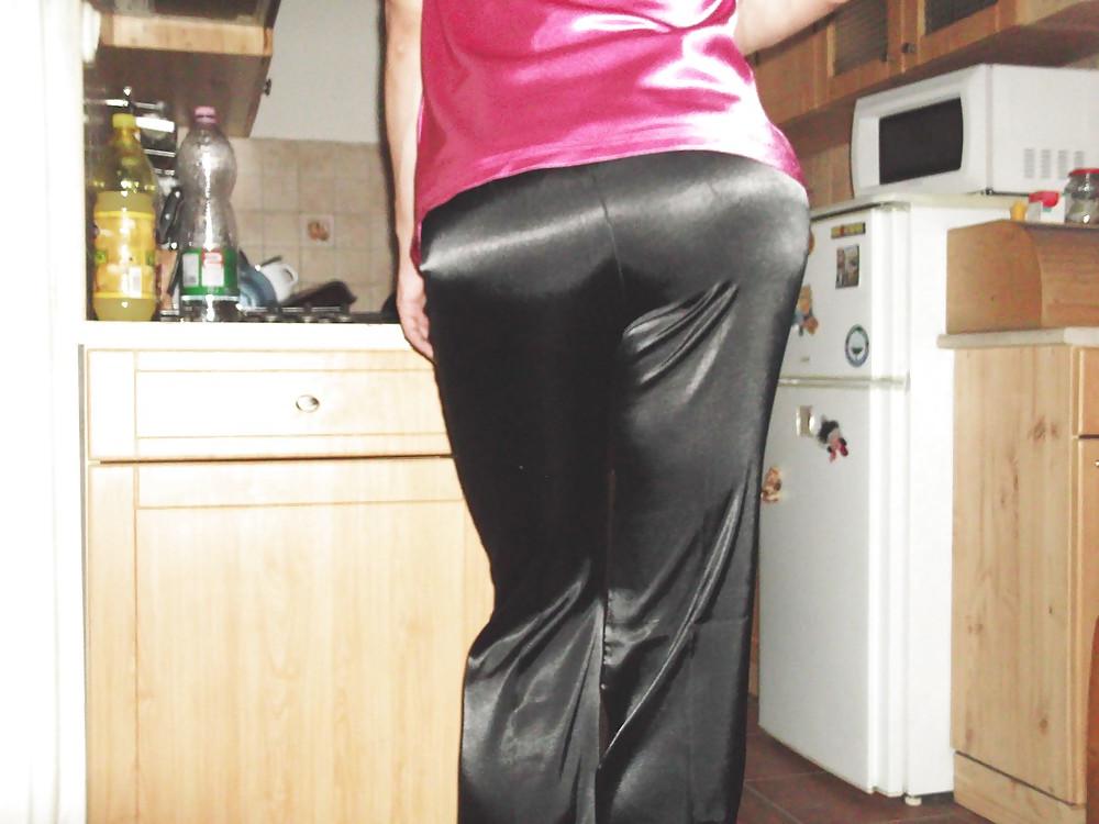 20P Black satin trousers and pink satin top