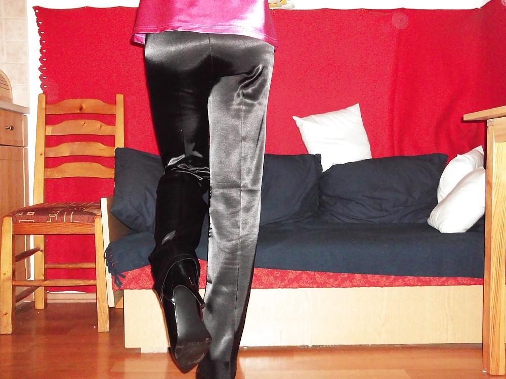 20P Black satin trousers and pink satin top