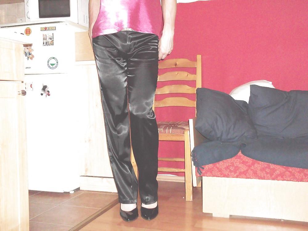 20P Black satin trousers and pink satin top