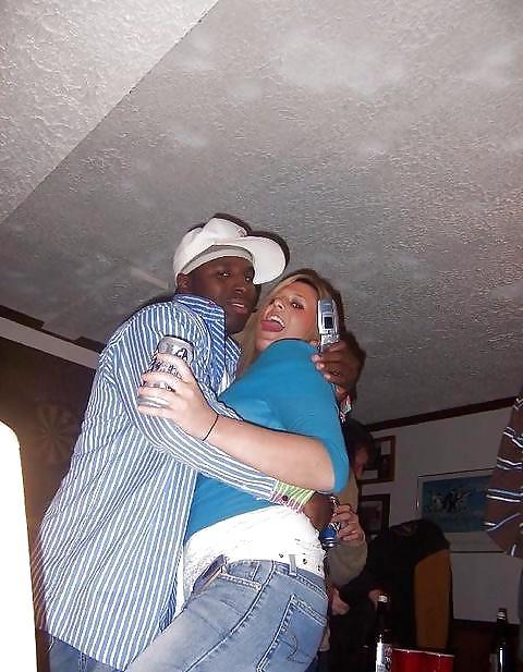 25P Interracial groupies (elles kiffent les blacks) - by Seydou