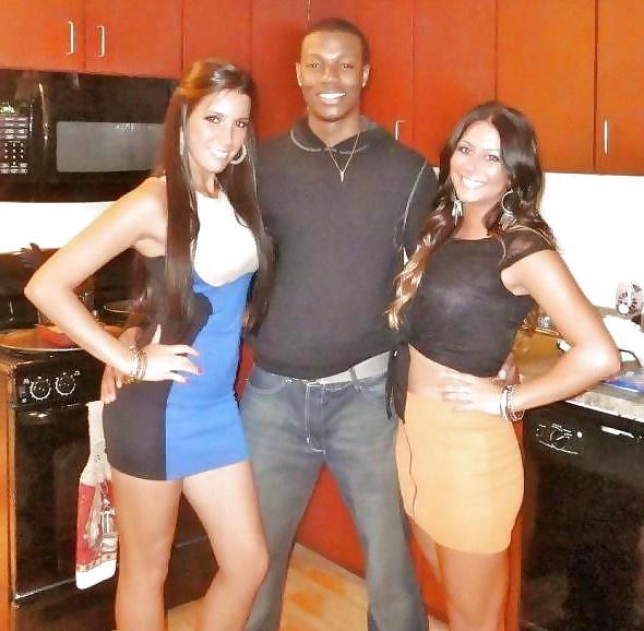 25P Interracial groupies (elles kiffent les blacks) - by Seydou