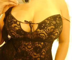 6P Latina ass and tits