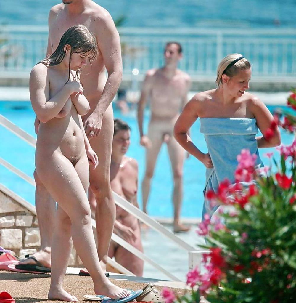 25P Nudist