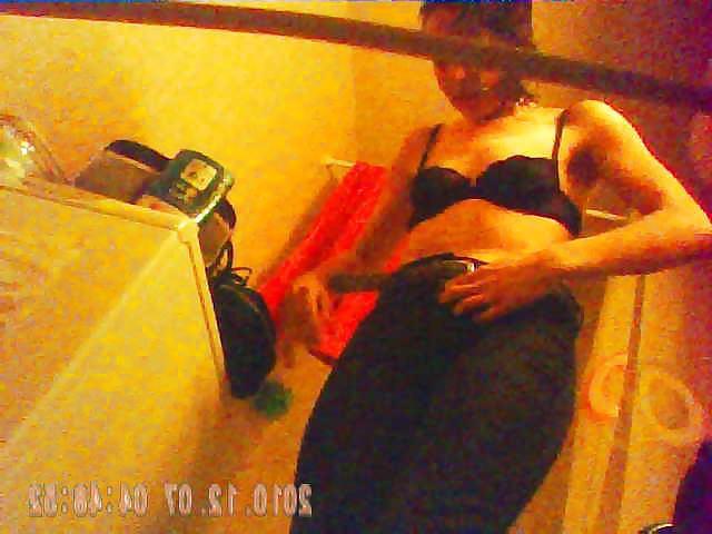 25P 27 yo brunette with great bush caught by spy cam in shower