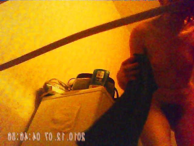 25P 27 yo brunette with great bush caught by spy cam in shower