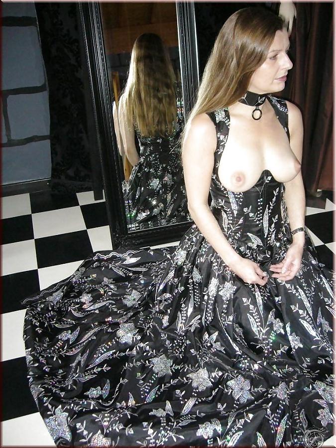 23P BDSM Institute dress code