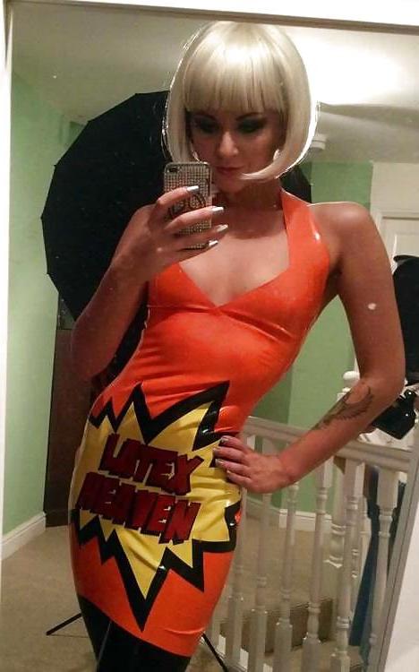 25P Latex selfshot!