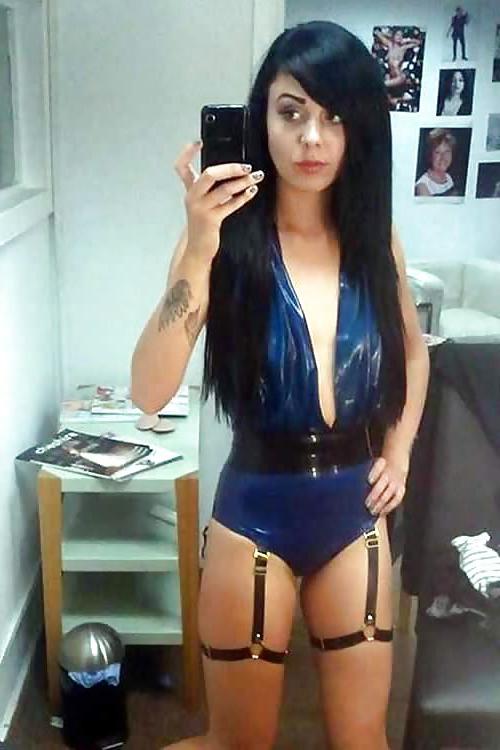 25P Latex selfshot!