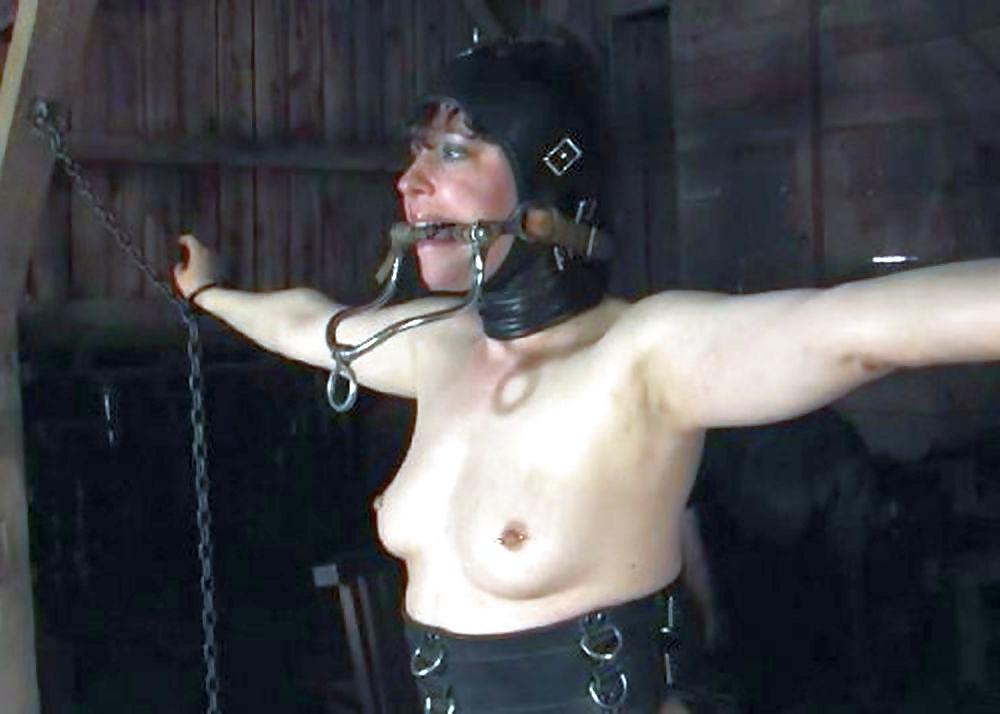 25P BDSM Model & slave Anna Rose