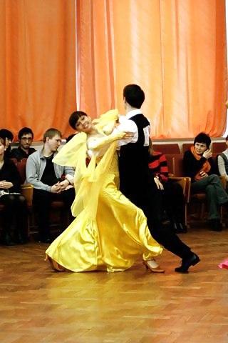 10P Yello satin dress