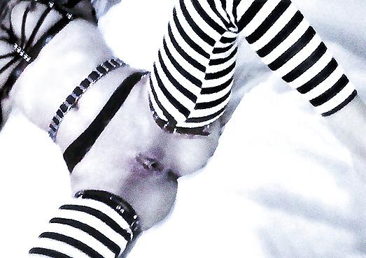 10P BDSM BABE GETS HORNY IN VINYL. HOMEMADE.