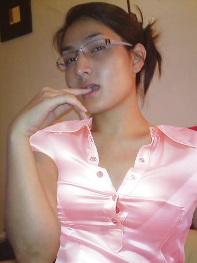 12P Girl satin asia