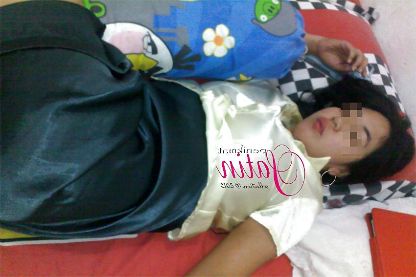 12P Collection penikmat satin