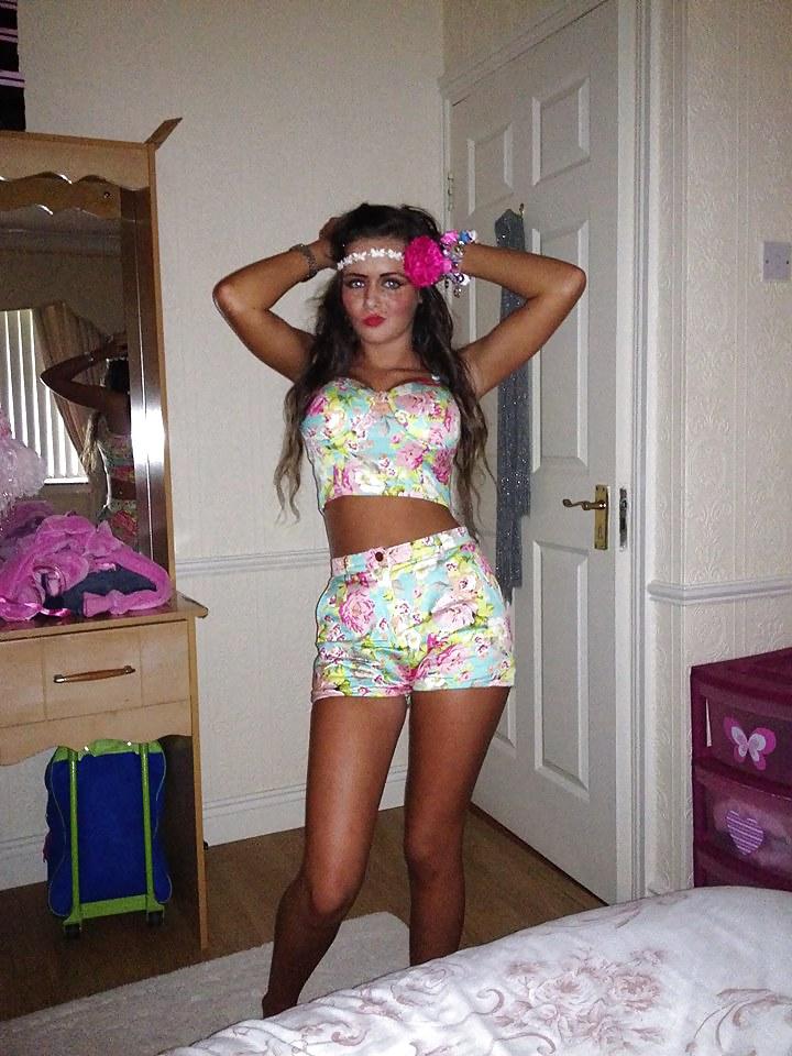 25P Wanking elizabeth 3