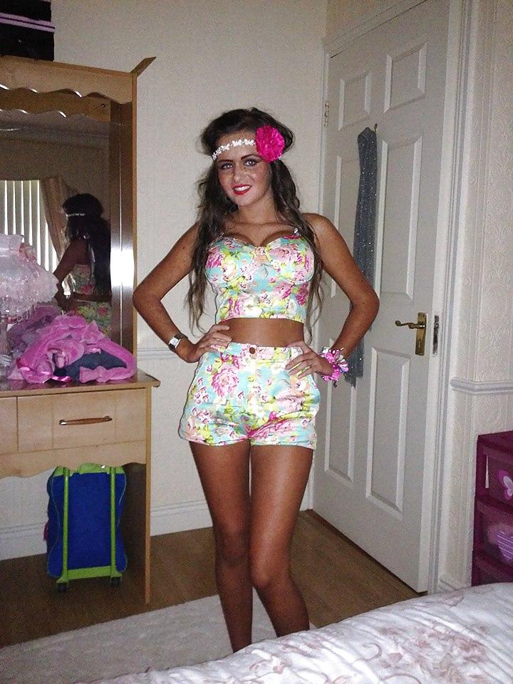 25P Wanking elizabeth 3