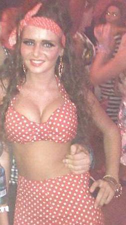 25P Wanking elizabeth 3