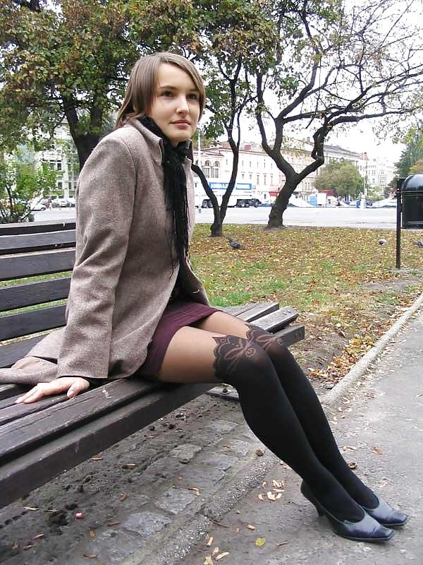 25P Nylons, pantyhose, tights & stockings